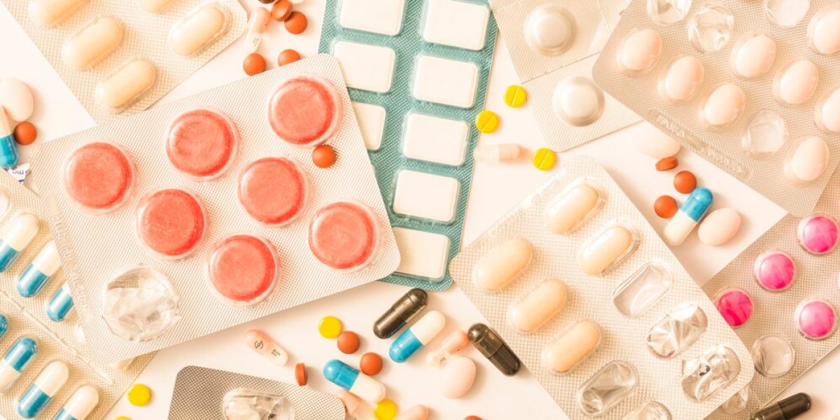 overhead-view-different-pills-blister-package_23-2147867135